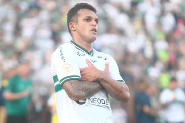 Coritiba x Athletico-PR: palpites, odds, onde assistir ao vivo, escalações e horário